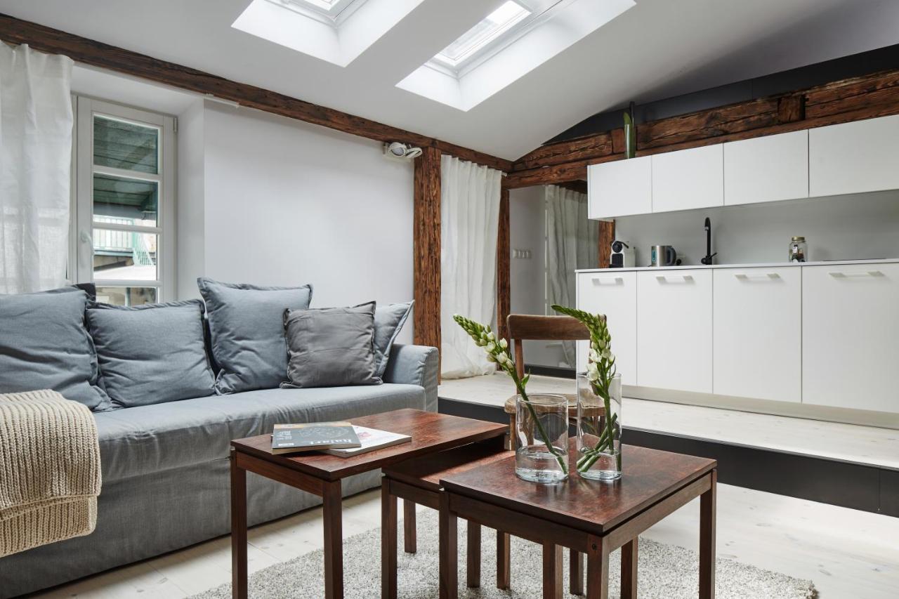 Old New - Prime Location On Main Square Apartment Krakow Luaran gambar