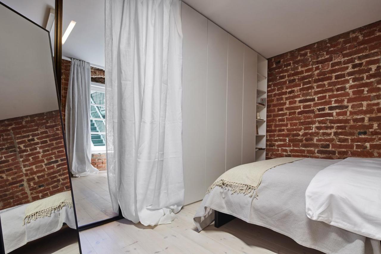 Old New - Prime Location On Main Square Apartment Krakow Luaran gambar