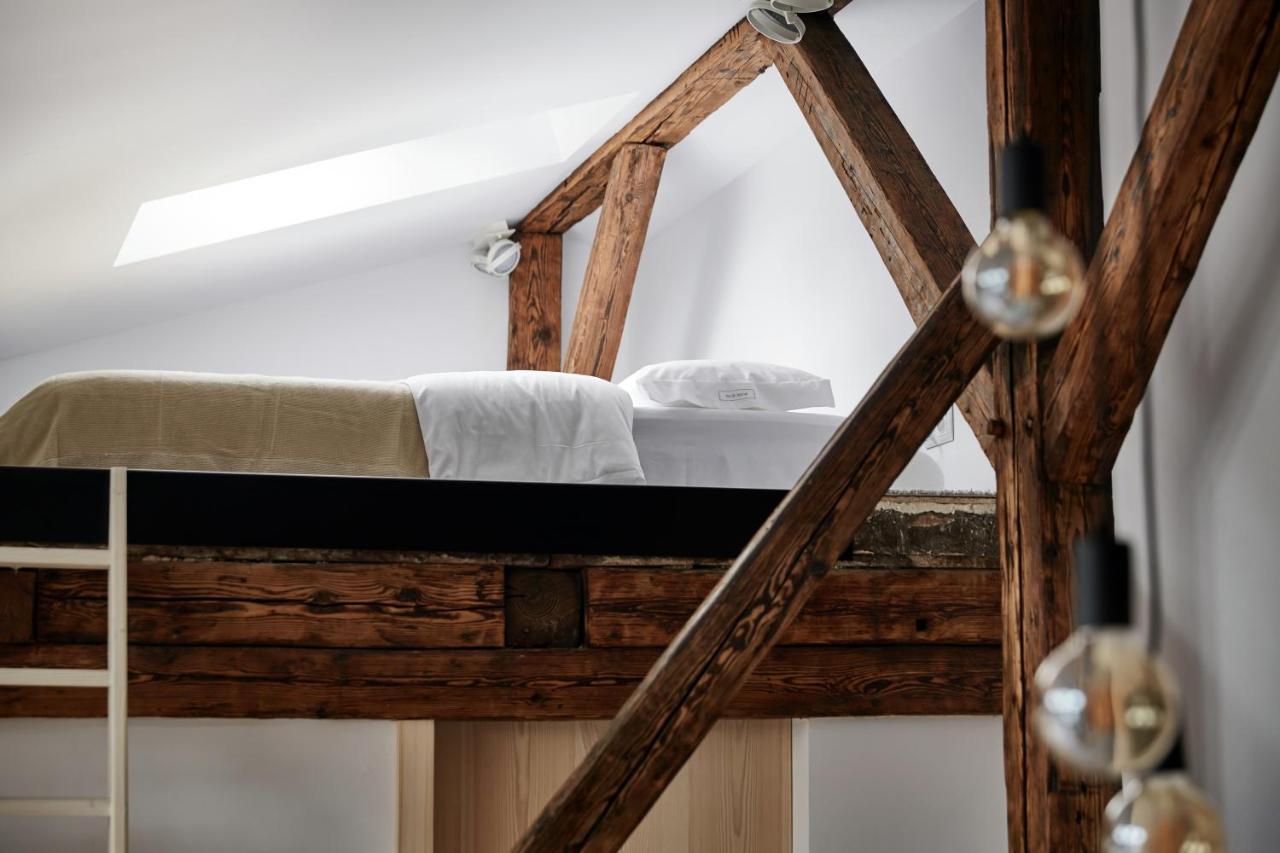 Old New - Prime Location On Main Square Apartment Krakow Luaran gambar