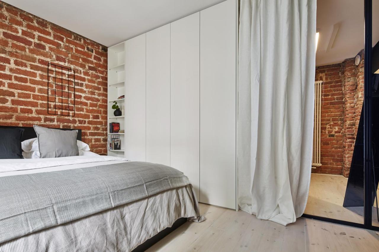 Old New - Prime Location On Main Square Apartment Krakow Luaran gambar